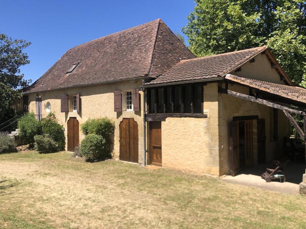 Le Cireysou - Secluded Farmhouse With Large Private Pool And Grounds Saint-Germain-et-Mons Экстерьер фото