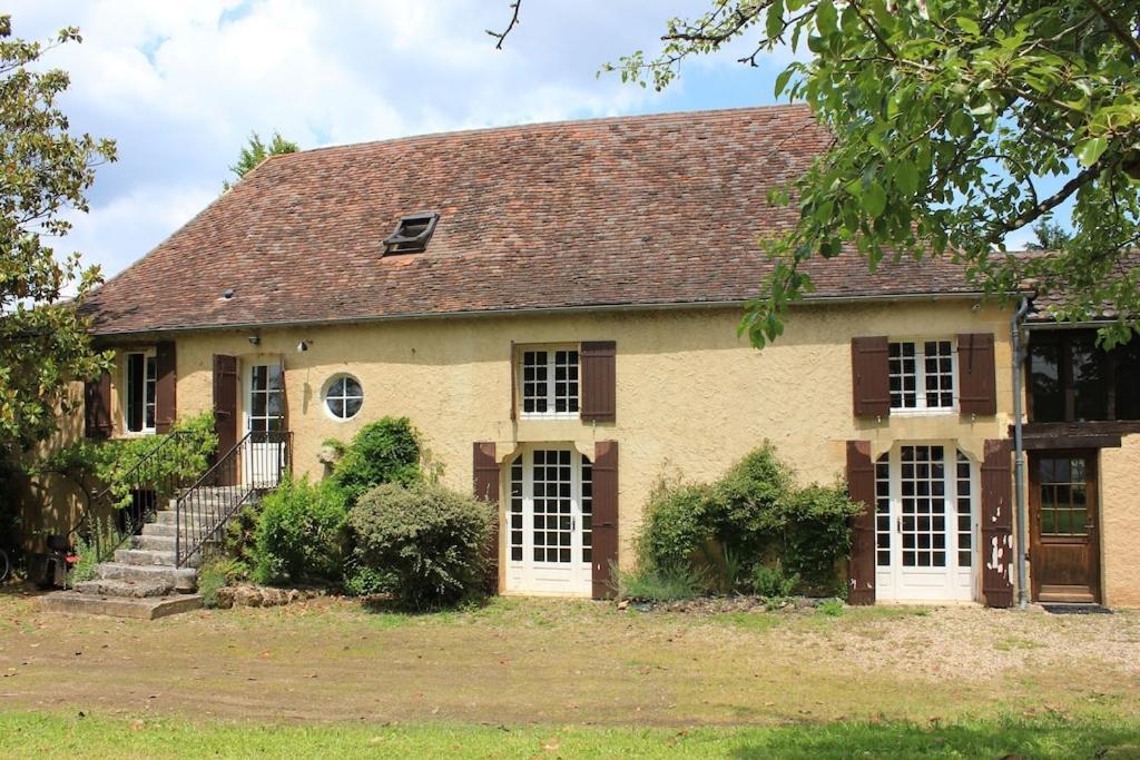Le Cireysou - Secluded Farmhouse With Large Private Pool And Grounds Saint-Germain-et-Mons Экстерьер фото