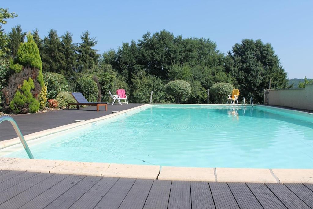 Le Cireysou - Secluded Farmhouse With Large Private Pool And Grounds Saint-Germain-et-Mons Экстерьер фото