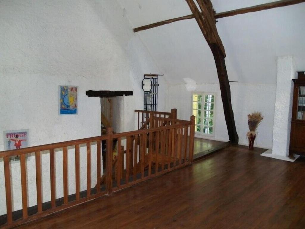 Le Cireysou - Secluded Farmhouse With Large Private Pool And Grounds Saint-Germain-et-Mons Экстерьер фото