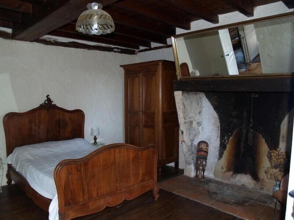 Le Cireysou - Secluded Farmhouse With Large Private Pool And Grounds Saint-Germain-et-Mons Экстерьер фото